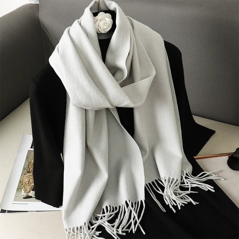 LuxeShawl