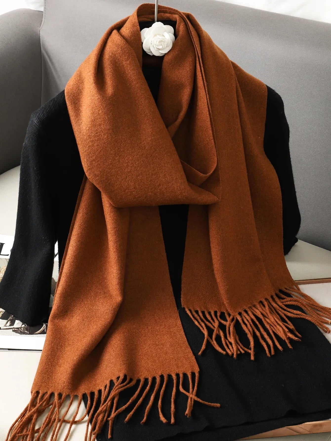 LuxeShawl