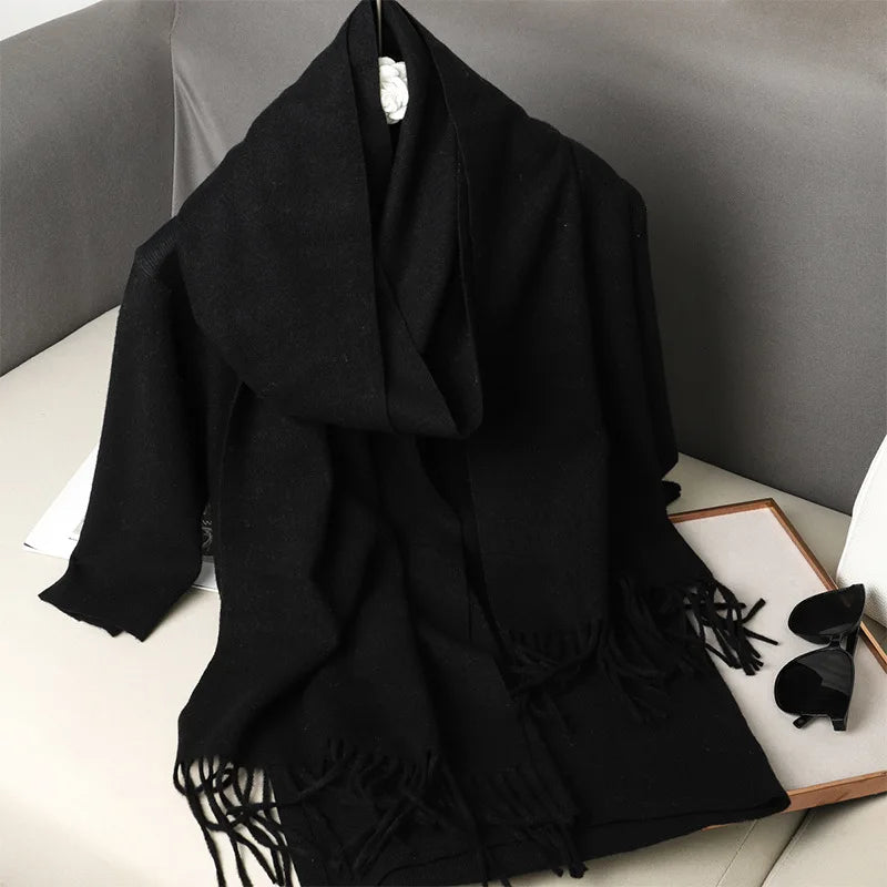 LuxeShawl